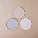 MEDIUM PLATE EGGSHELL - GRAY